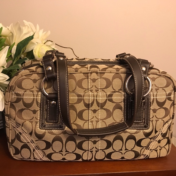 Coach Handbags - Coach Signature Shoulder Bag
